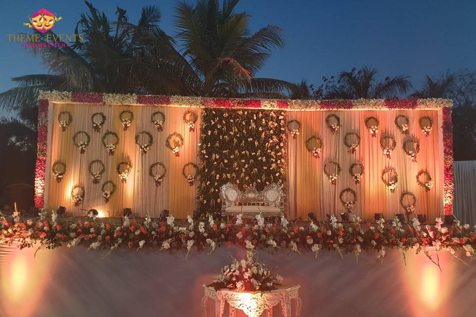 RECEPTION STAGE