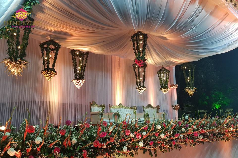 RECEPTION STAGE