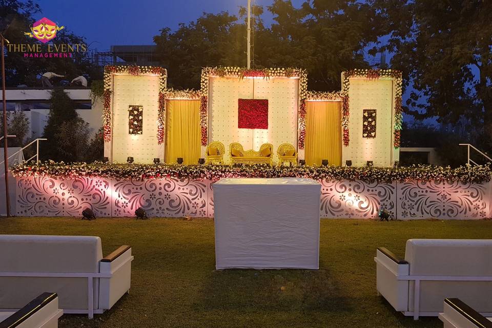 RECEPTION STAGE