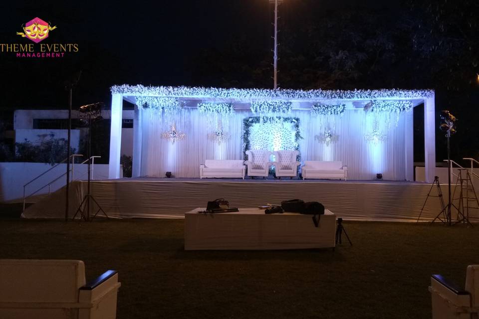 RECEPTION STAGE