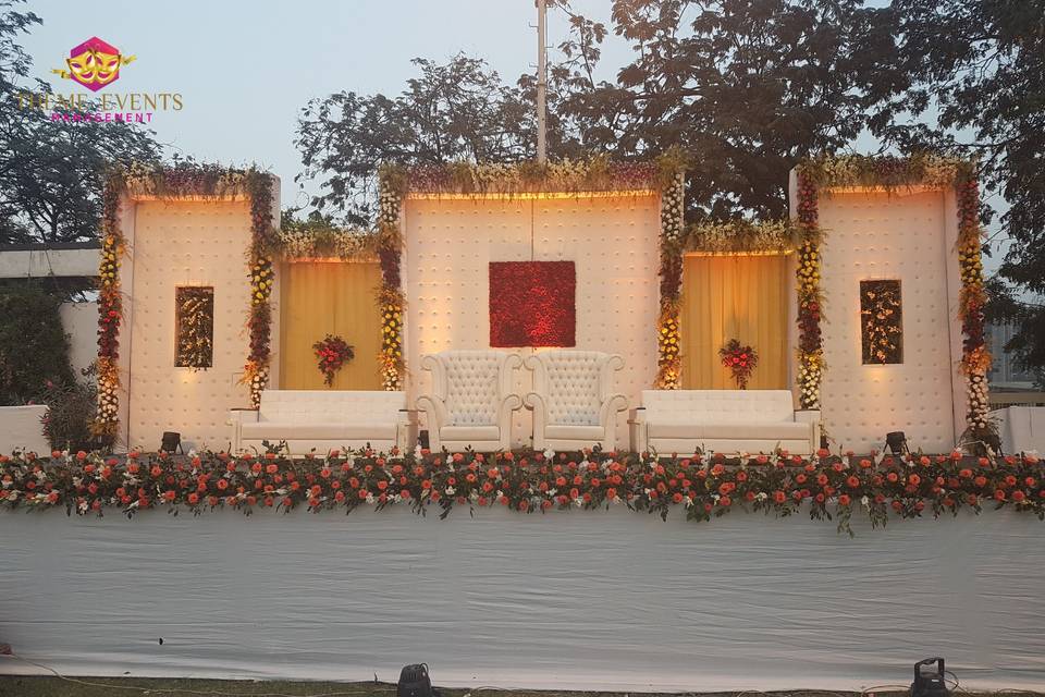 RECEPTION STAGE