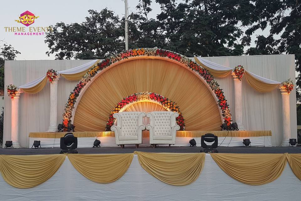 RECEPTION STAGE