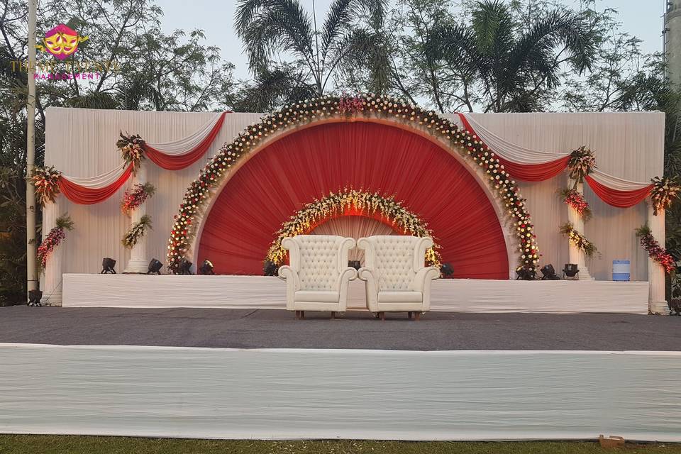 RECEPTION STAGE