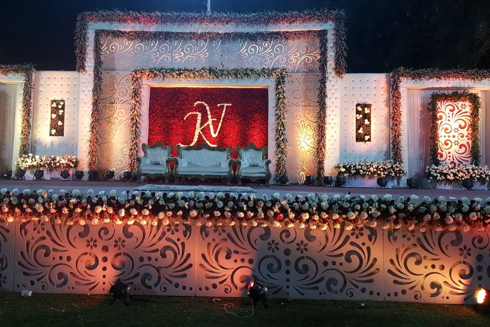 RECEPTION STAGE