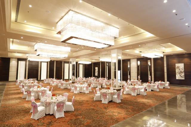 CRYSTAL BALL ROOM