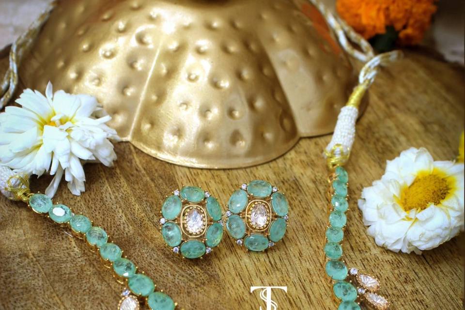 Somya mossanite polki necklace