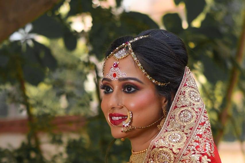 Bridal makeup