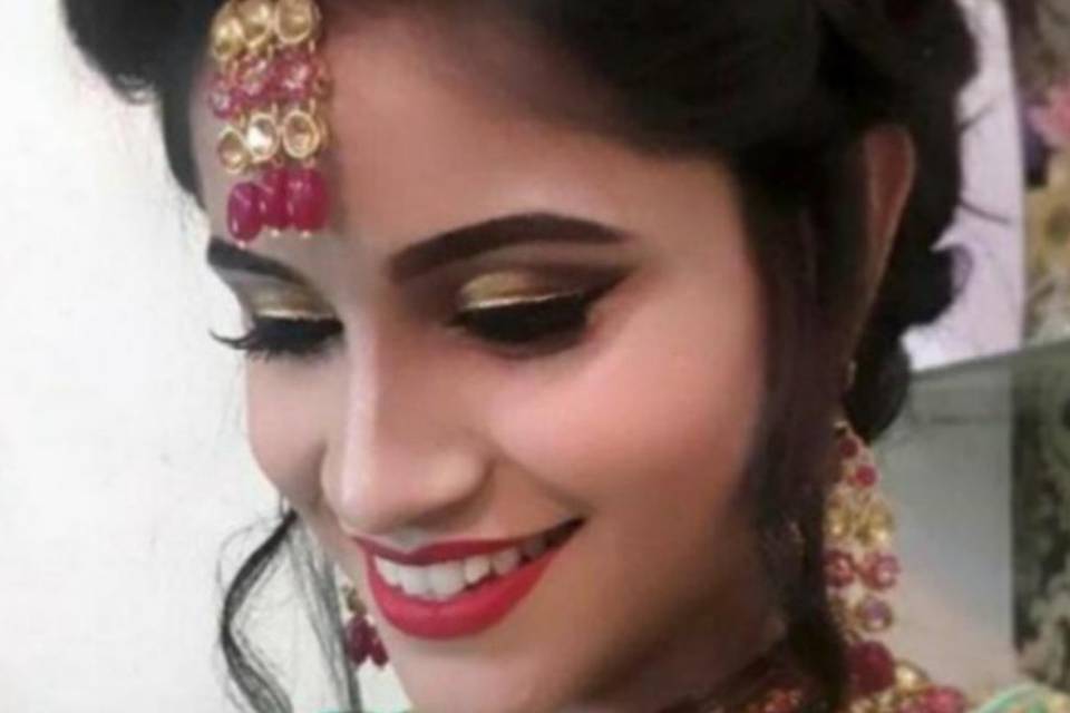 Sultana Makeup Artist