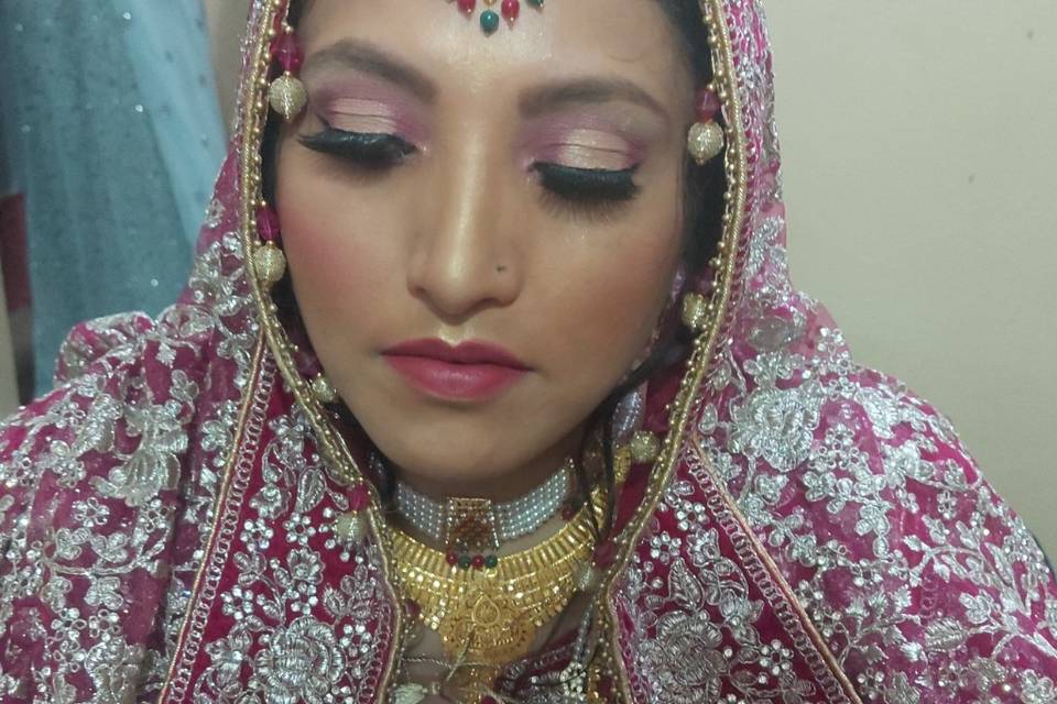 Sultana Makeup Artist