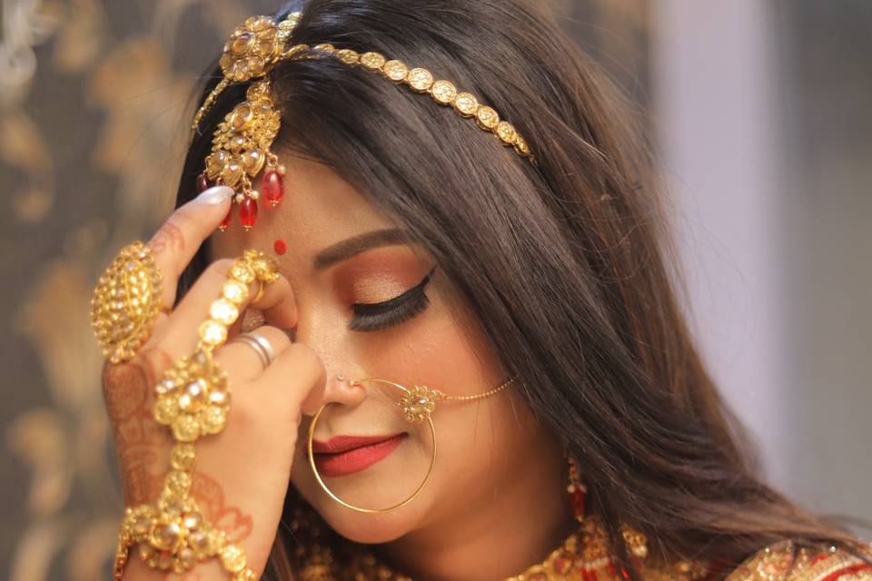 Bridal makeup