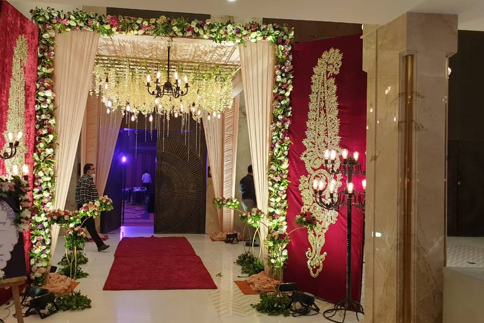 Rosegold wedding entrance