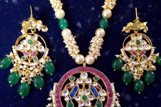 Jewellery by Avni Gujral