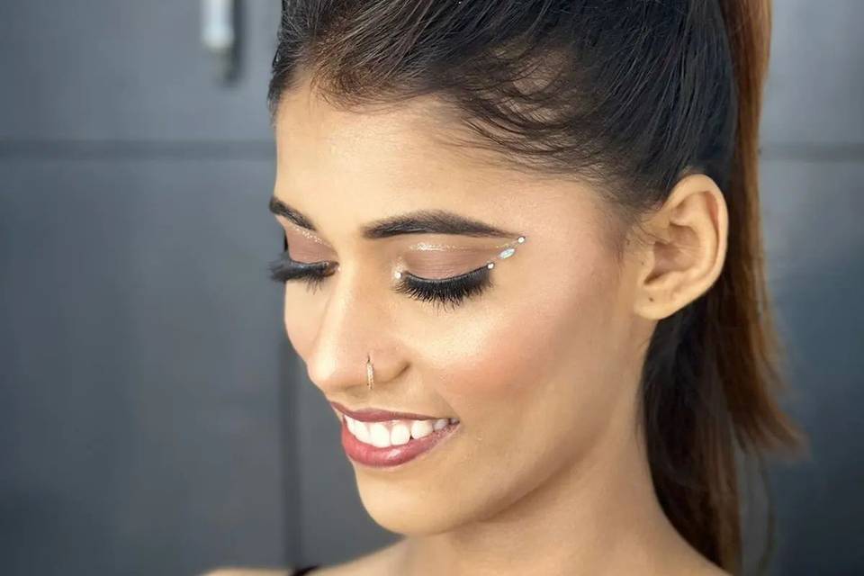 Party makeup