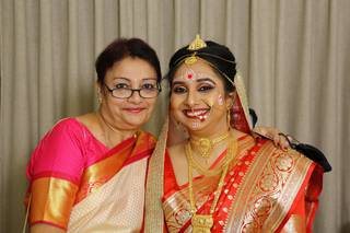 Styles and Glamour By Tapasi Chakraborty