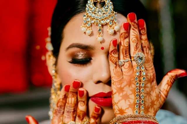 Bridal makeup