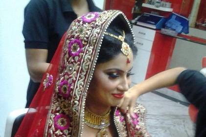 Bridal makeup