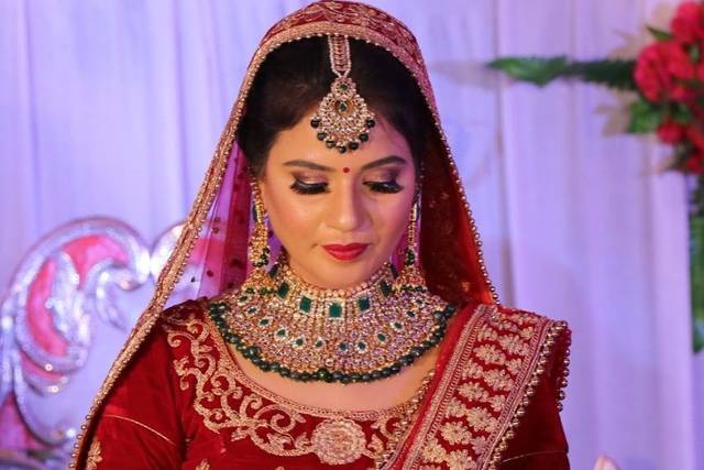 Bridal makeup