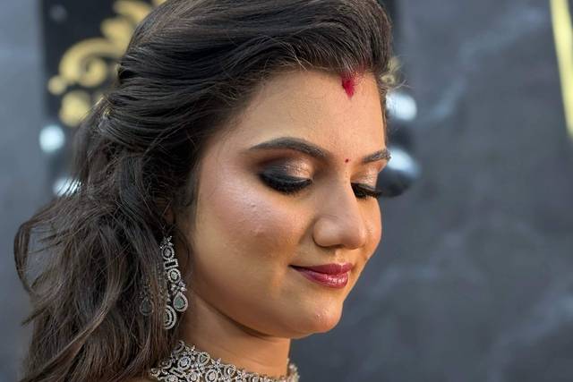 Makeup Artist Nikita