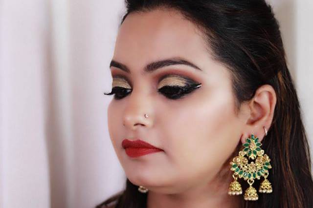 Ocean Thakur Makeup Artist