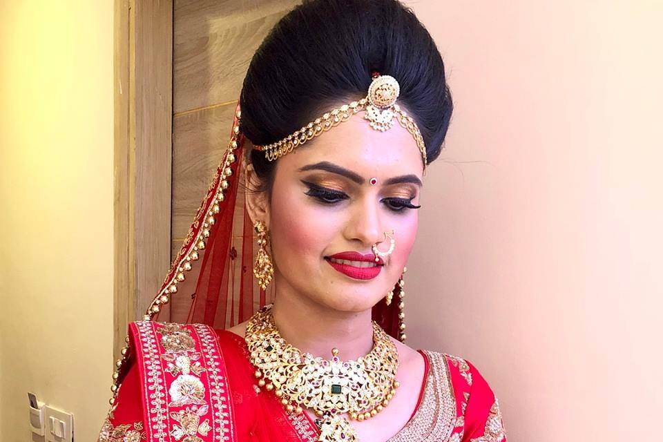 Bridal makeup