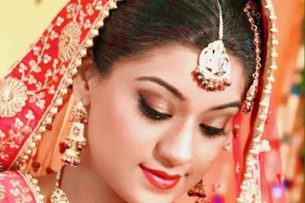 Bridal makeup