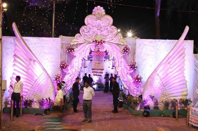 Entrance Decor