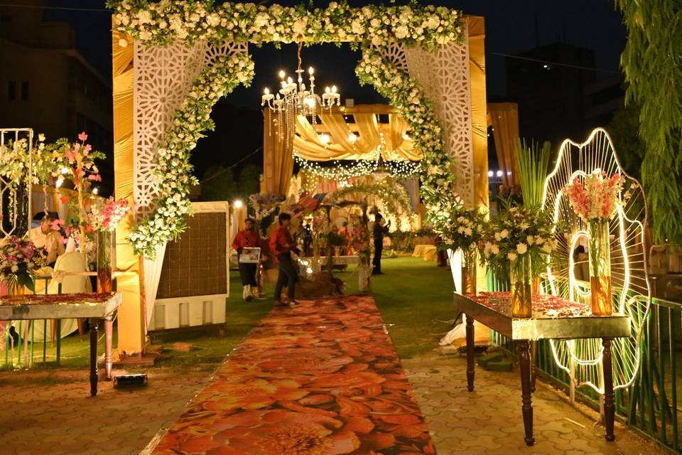 Decoration