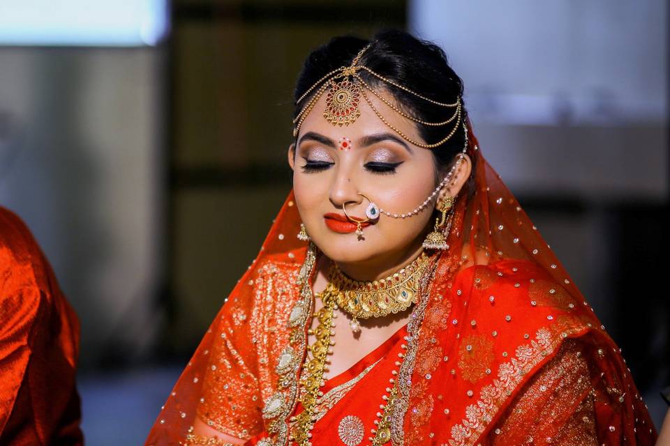 Bridal makeup