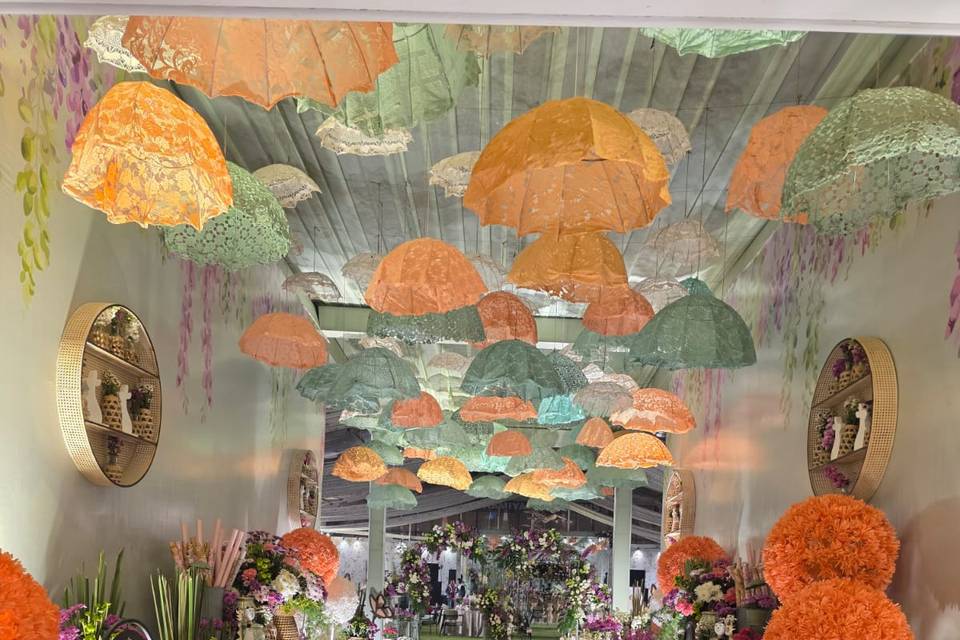 Floral Aisle