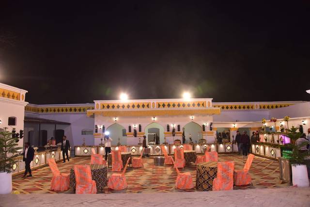 Ram Bilas Palace- Courtyard
