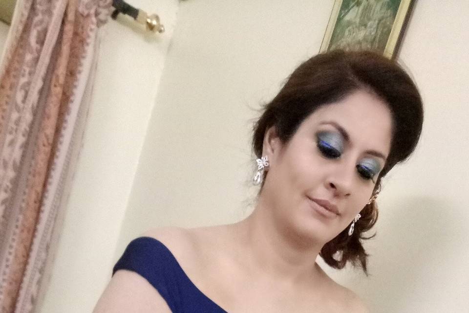 Party makeup