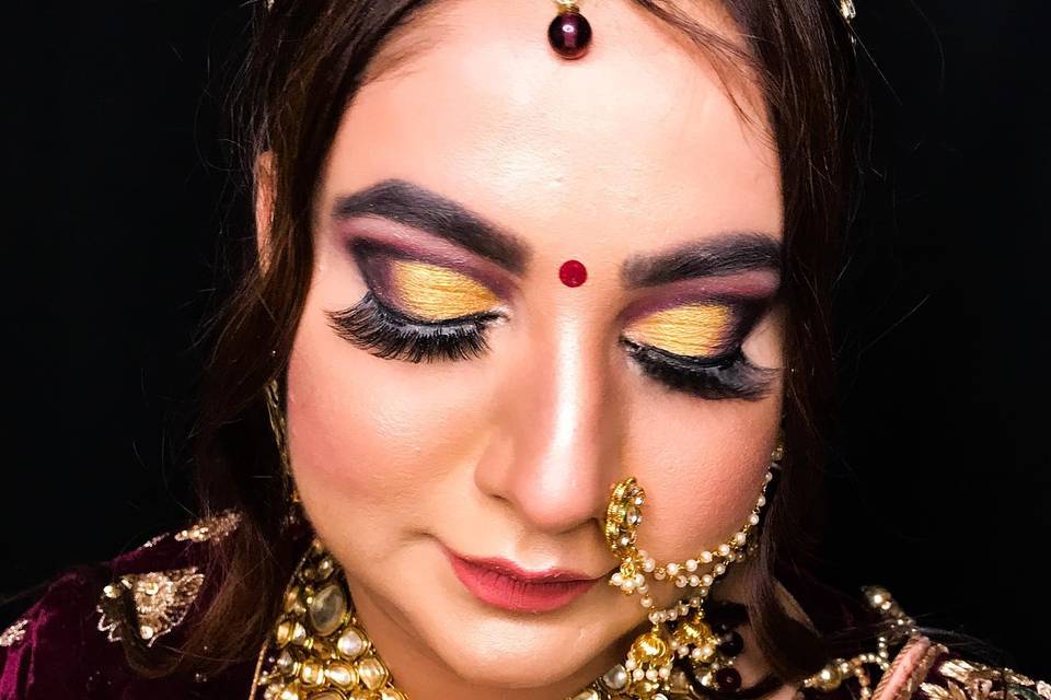 Ayushi Goel Makeup Artist