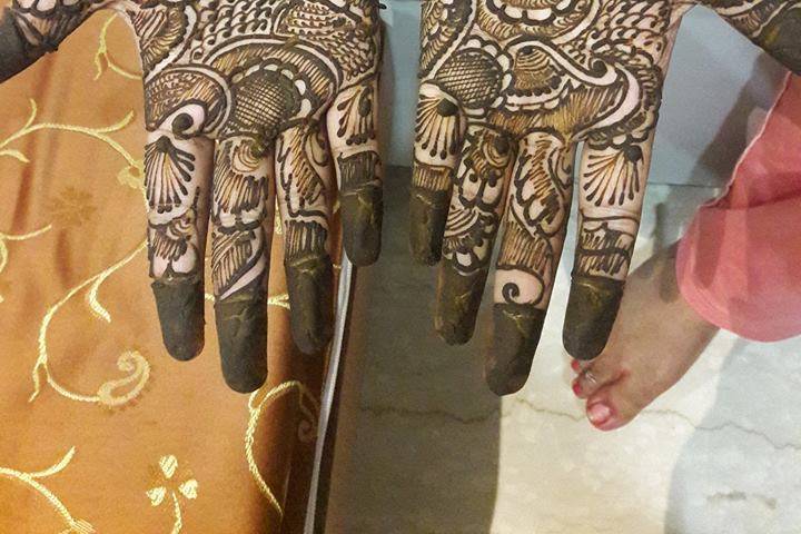 Bombay Designer Mehandi Art