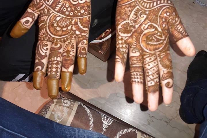 Bombay Designer Mehandi Art