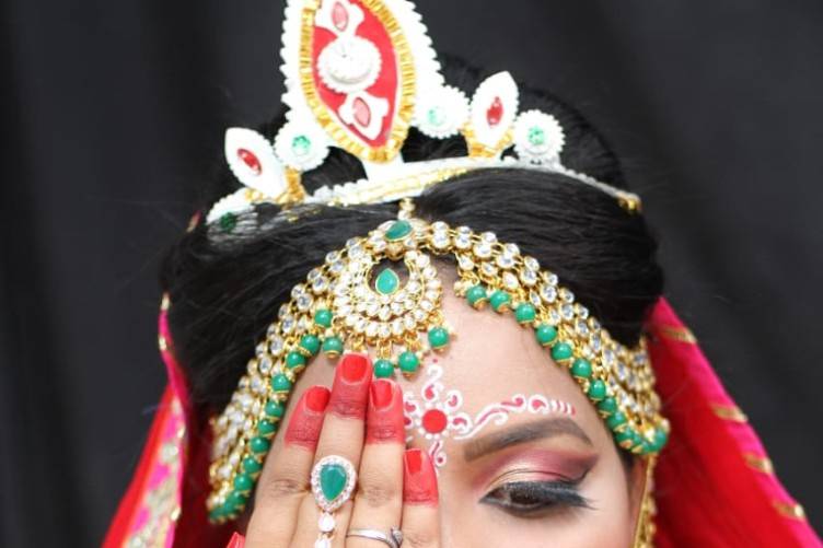 Bridal makeup