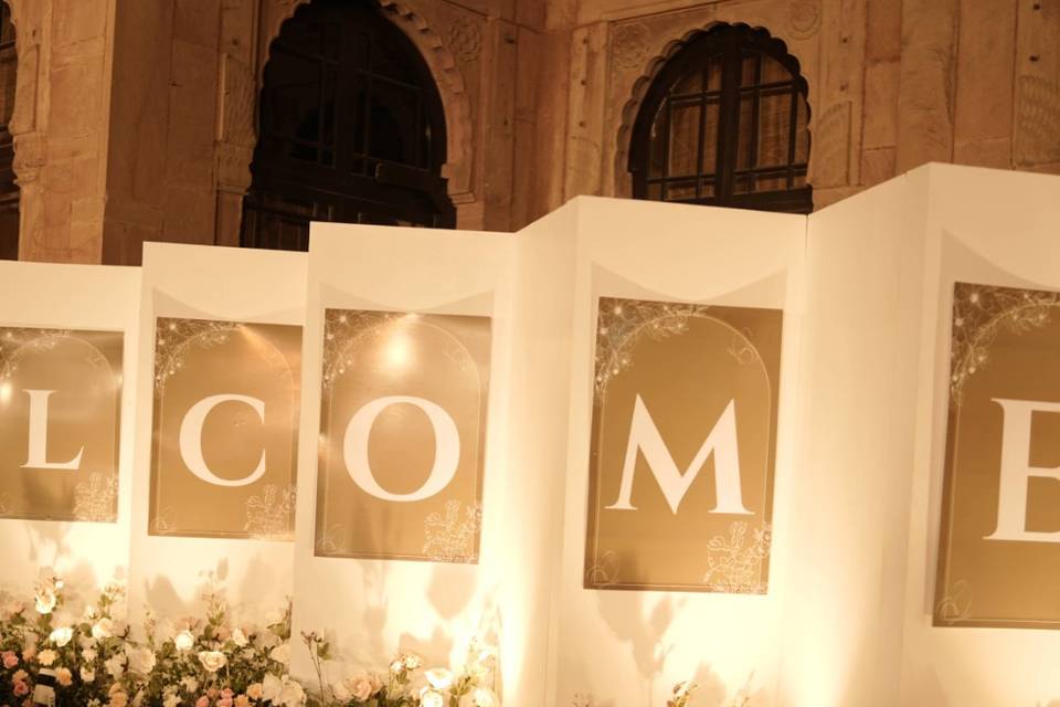 Common welcome board