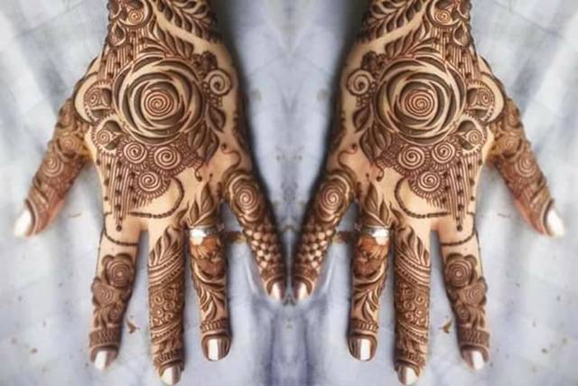 Pardeep mehndi artist in chandigarh / bridal mehndi artist in chandigarh/ mehndi  artist at home in chandigarh | Chandigarh | Find Banquet