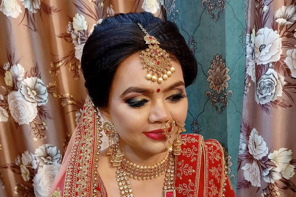 Makeup Artist Preeti