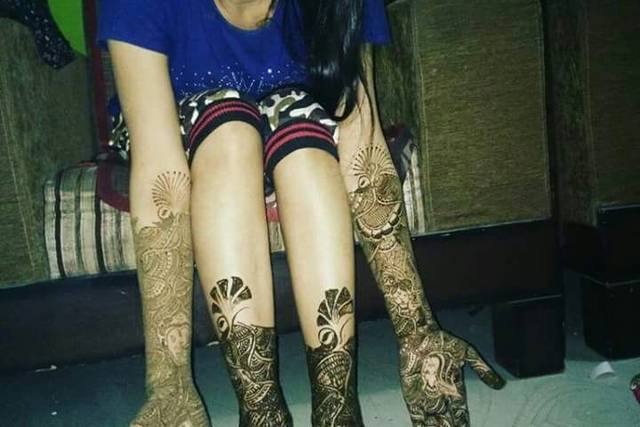 Pradeep Mehendi Artist in Civil Lines,Allahabad - Best Bridal Mehendi  Artists in Allahabad - Justdial