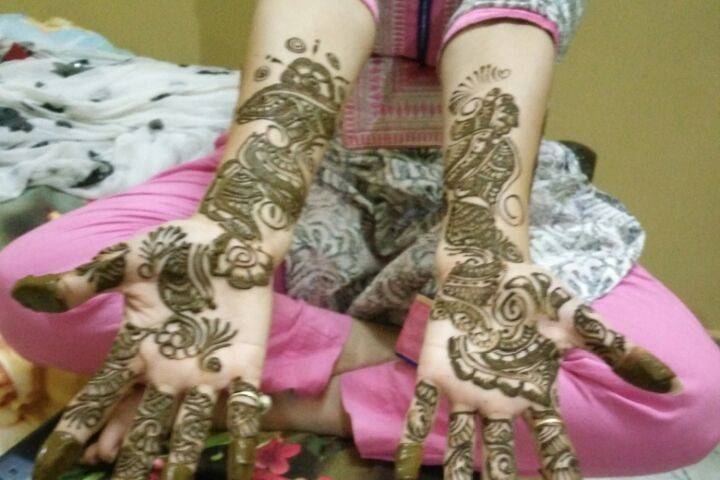 Designer mehndi