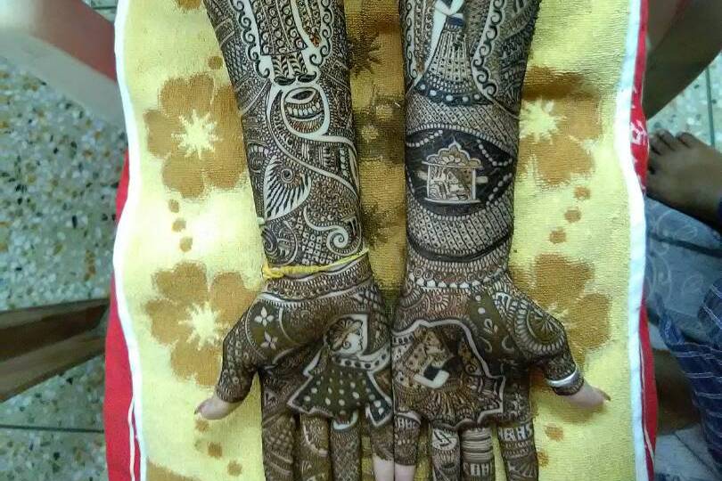 Designer mehndi