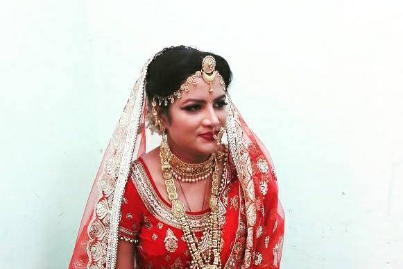 Bridal makeup