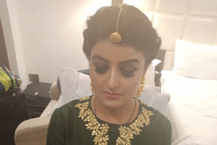 Bridal makeup