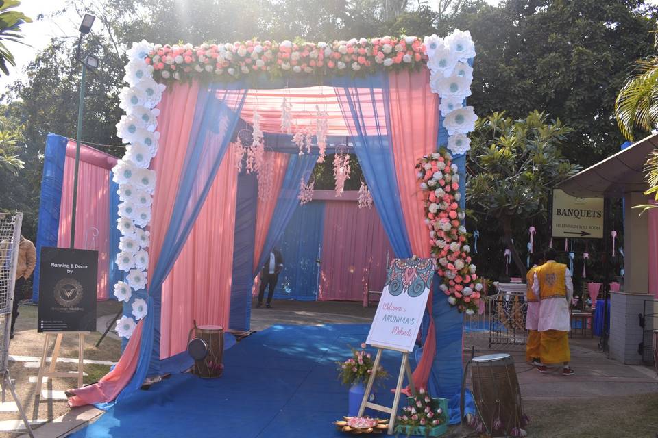 Mehndi entrance