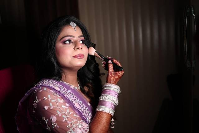 Party makeup