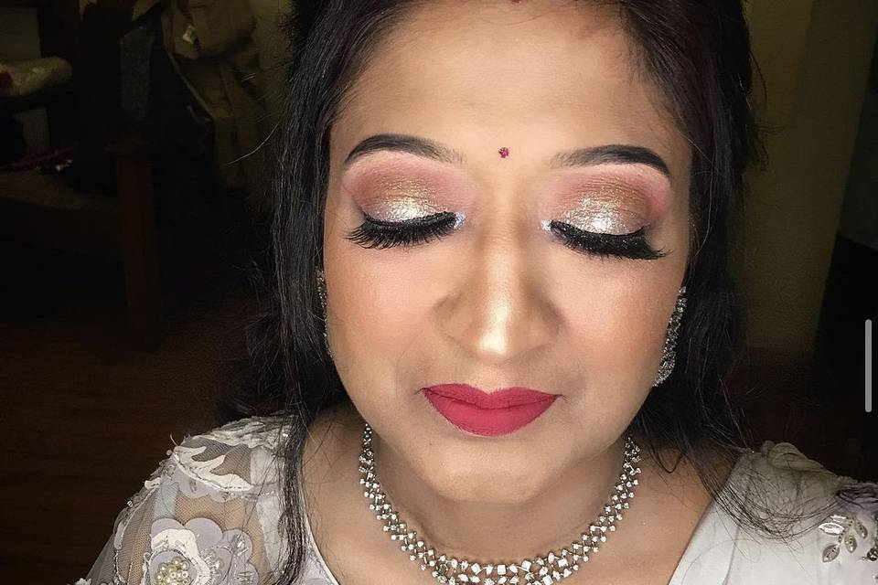 Anniversary makeup