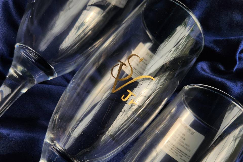 Engraved Champagne glasses