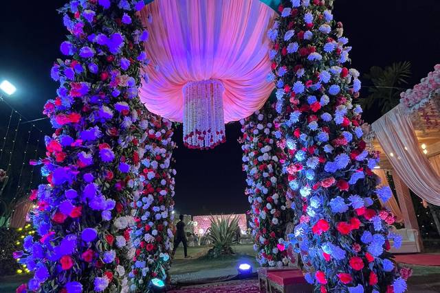 Entrance decor