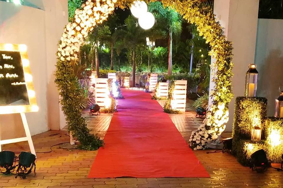 Entrance Decor