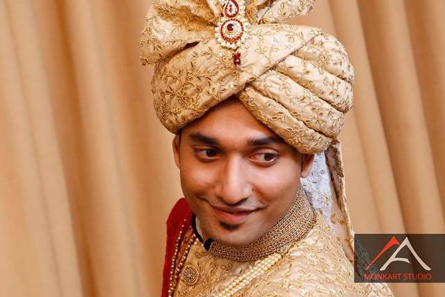 Groom